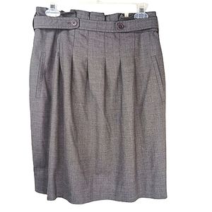 BCBG MAX AZRIA "Stella" Skirt Size 8 Gray Paper Bag Pockets Knee Length